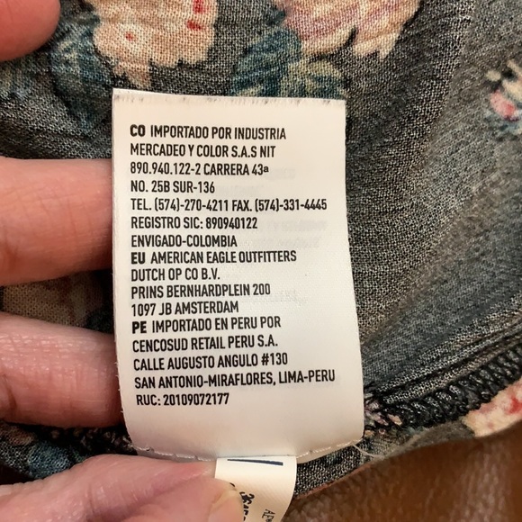 American Eagle Outfitters Floral Top-Black - Picture 10 of 12